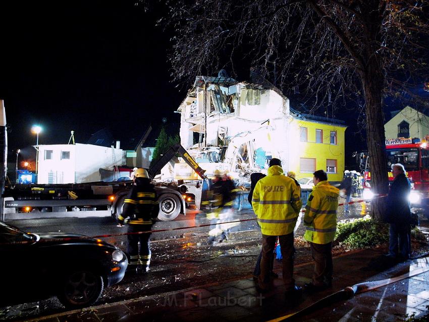 Hausexplosion Bruehl bei Koeln Pingsdorferstr P247.JPG